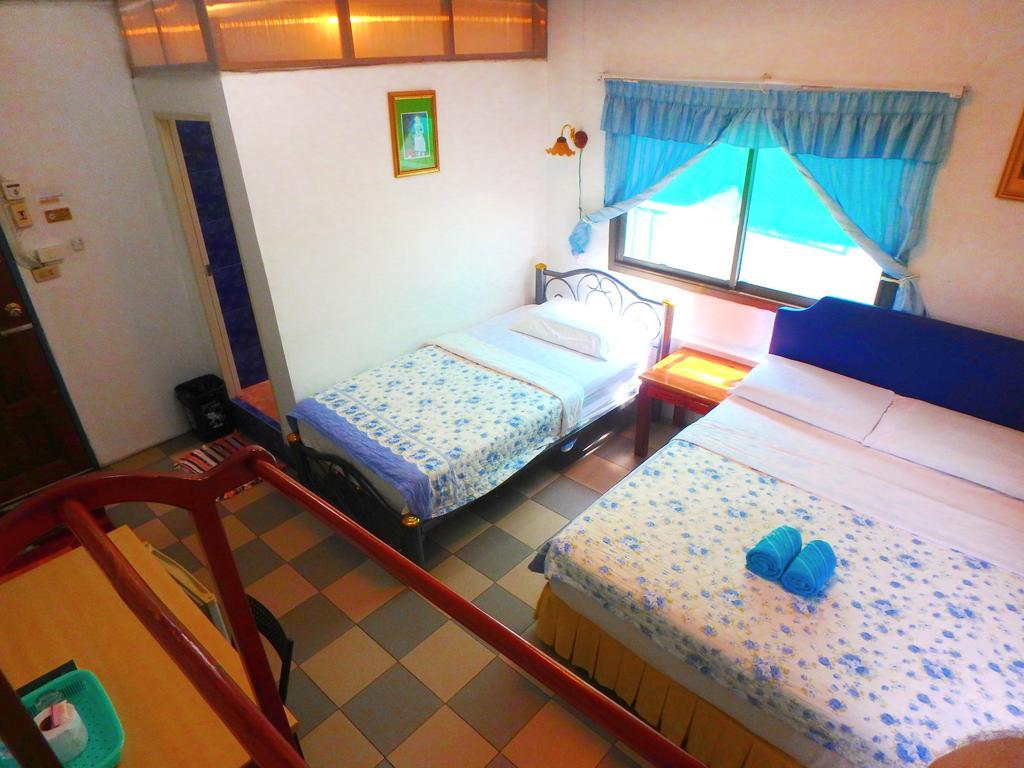Residence House Трат Экстерьер фото